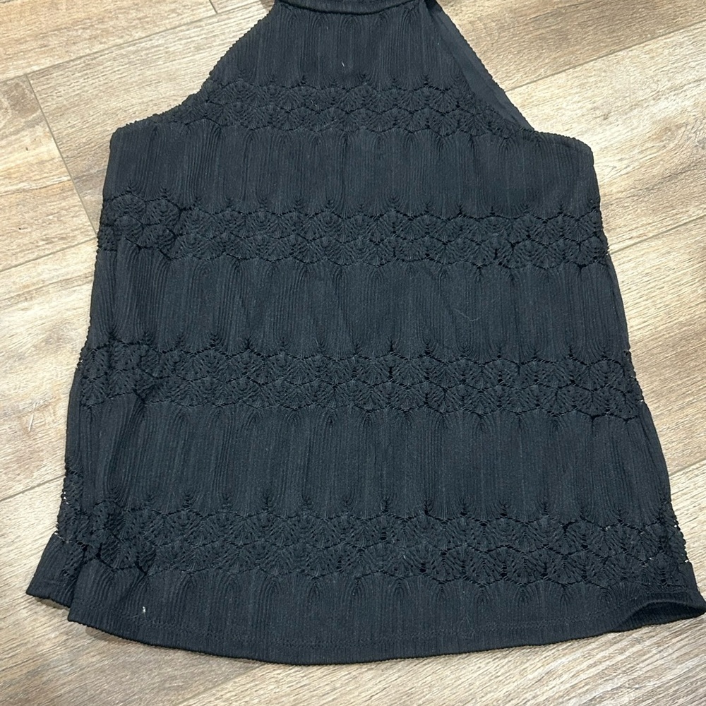 Cable & Gauge Textured Black Halter Top